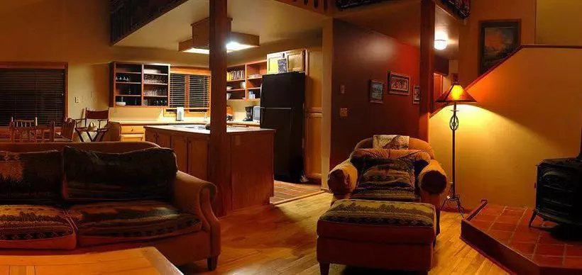 Cabins Gaynor Ranch & Resort