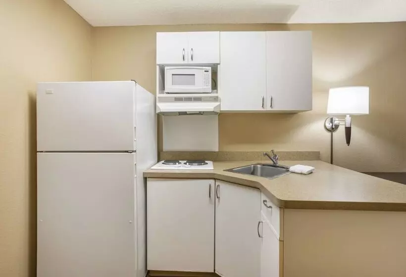 Extended Stay America Select Suites Columbia Stadium Blvd