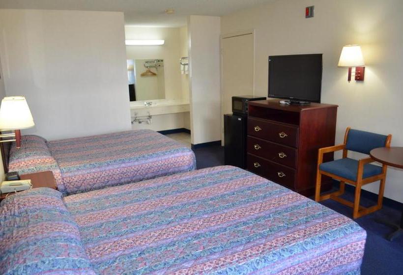 호텔 American Inn And Suites White Hall