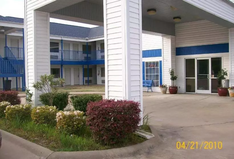 ホテル American Inn And Suites White Hall