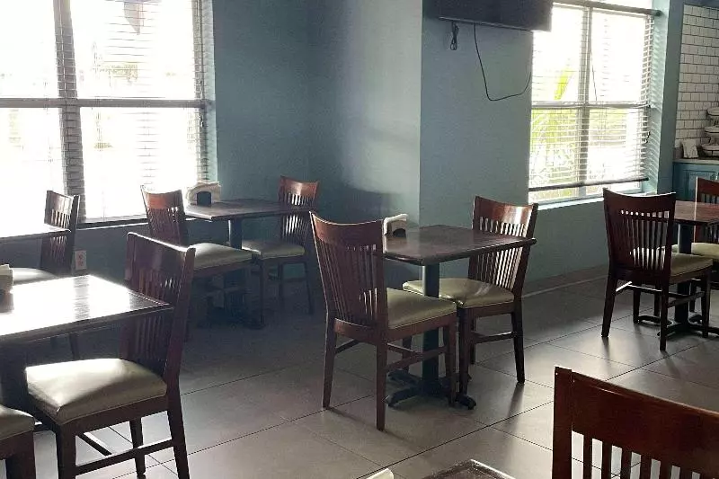 Отель Baymont By Wyndham Sumter