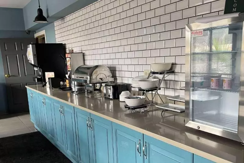 Отель Baymont By Wyndham Sumter