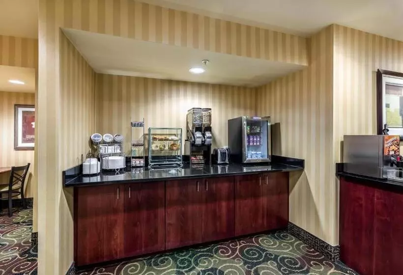 酒店 Cobblestone Inn & Suites Vinton, Ia