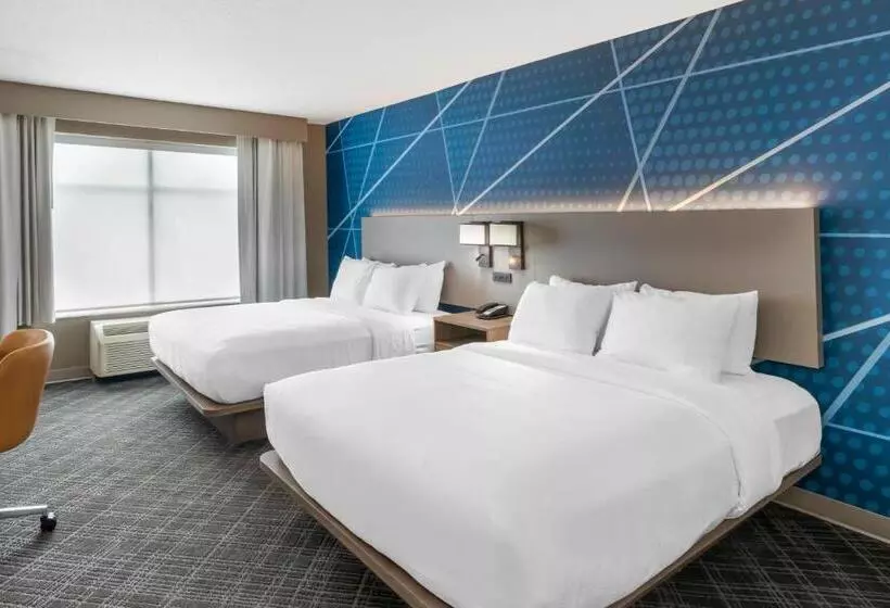 Hotel Comfort Inn & Suites Hampton Near Coliseum