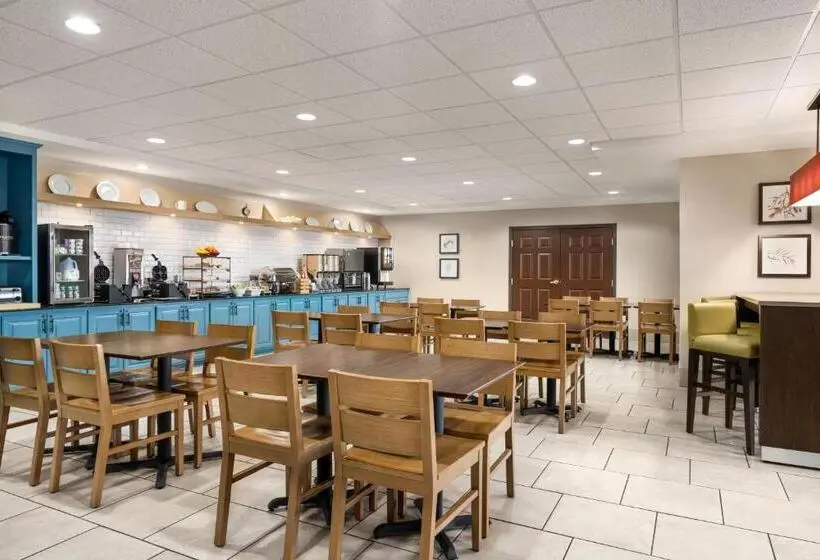 ホテル Country Inn & Suites By Radisson, Boise West   Meridian