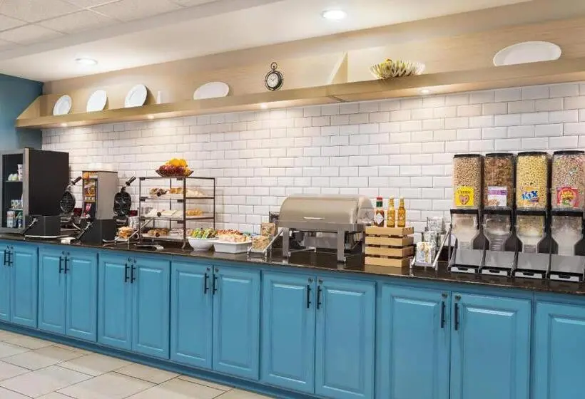 ホテル Country Inn & Suites By Radisson, Boise West   Meridian