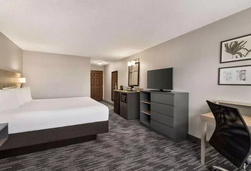 Отель Country Inn & Suites By Radisson, Boise West   Meridian