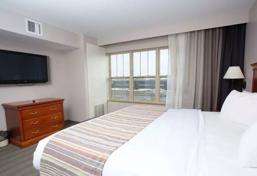 ホテル Country Inn & Suites By Radisson, Grand Forks, Nd