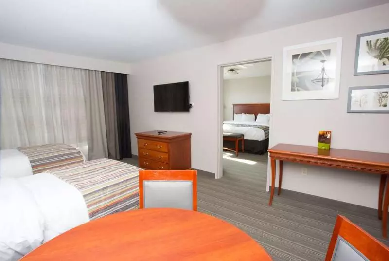 ホテル Country Inn & Suites By Radisson, Grand Forks, Nd
