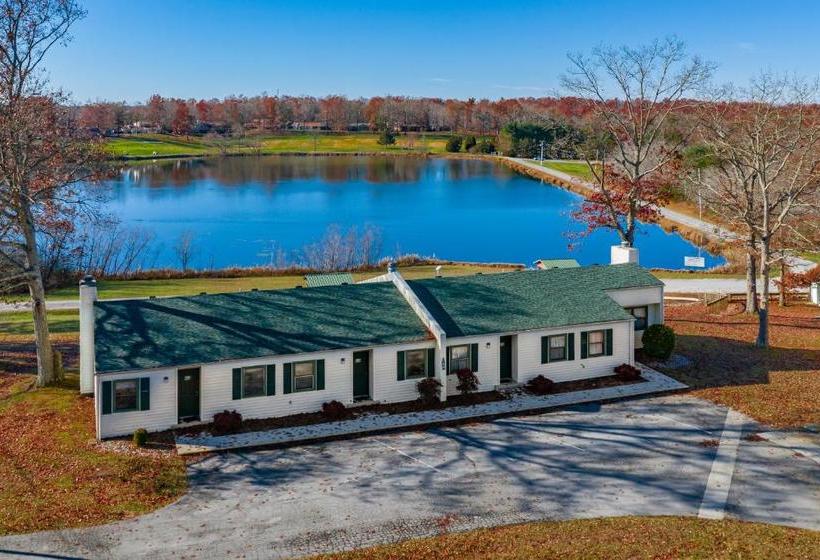 酒店 Crown Resorts At Lake Tansi West