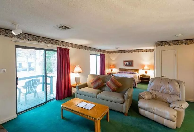 酒店 Crown Resorts At Lake Tansi West