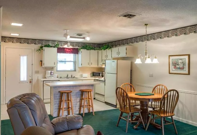 酒店 Crown Resorts At Lake Tansi West