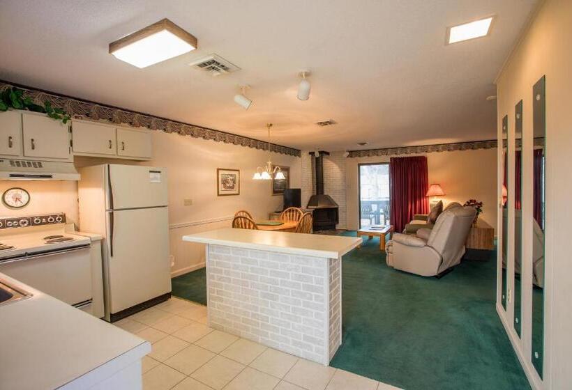 酒店 Crown Resorts At Lake Tansi West