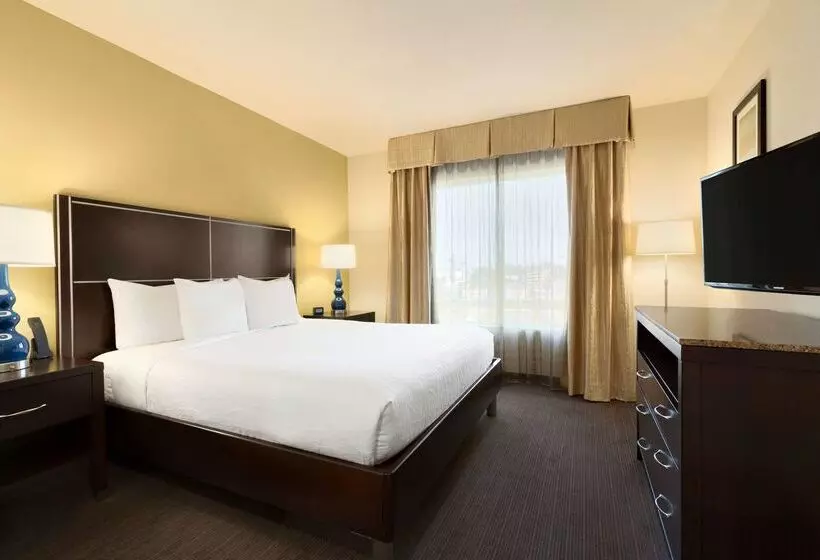 Otel Hilton Garden Inn Houston Nw America Plaza