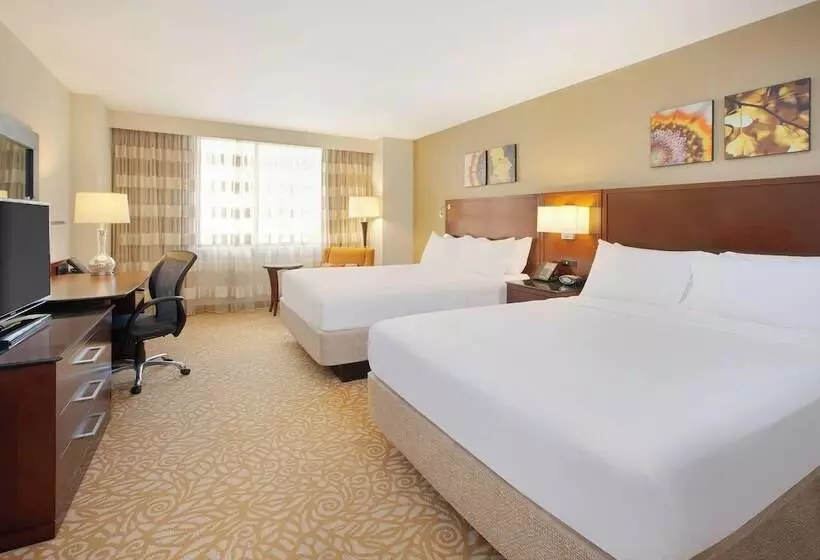 فندق Milwaukee Marriott Downtown