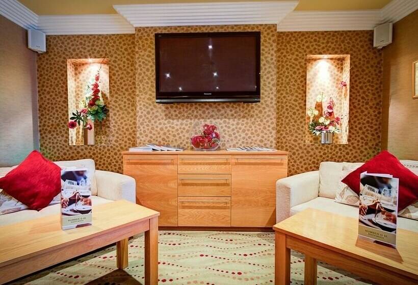 Hotel Number One South Beach