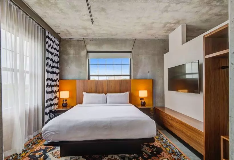 Nylo Dallas Plano Hotel, Tapestry Collection By Hilton