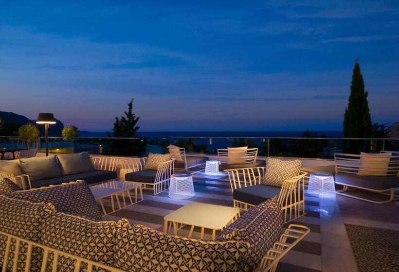 فندق Porto Angeli