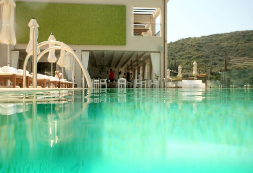 Salvator Villas & Spa