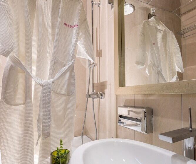 Salvator Villas & Spa