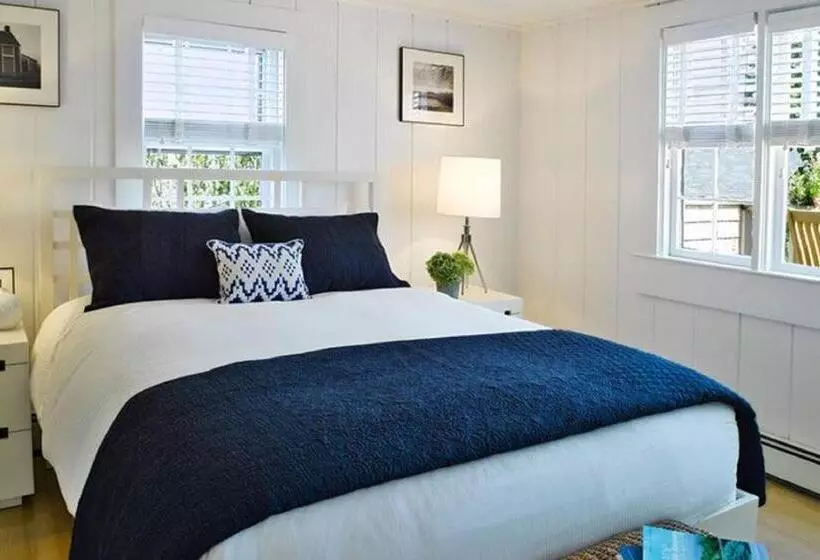 The Cottages At Nantucket Boat Basin