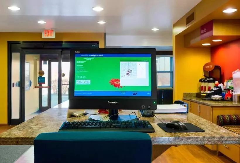 Towneplace Suites By Marriott Kansas City Overland Park