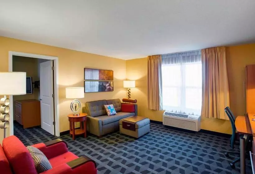 Towneplace Suites By Marriott Kansas City Overland Park