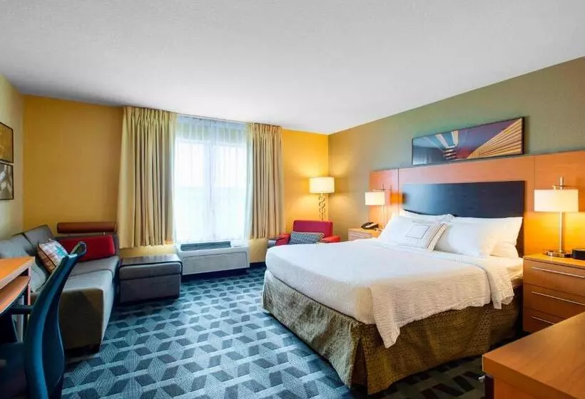 Towneplace Suites By Marriott Kansas City Overland Park