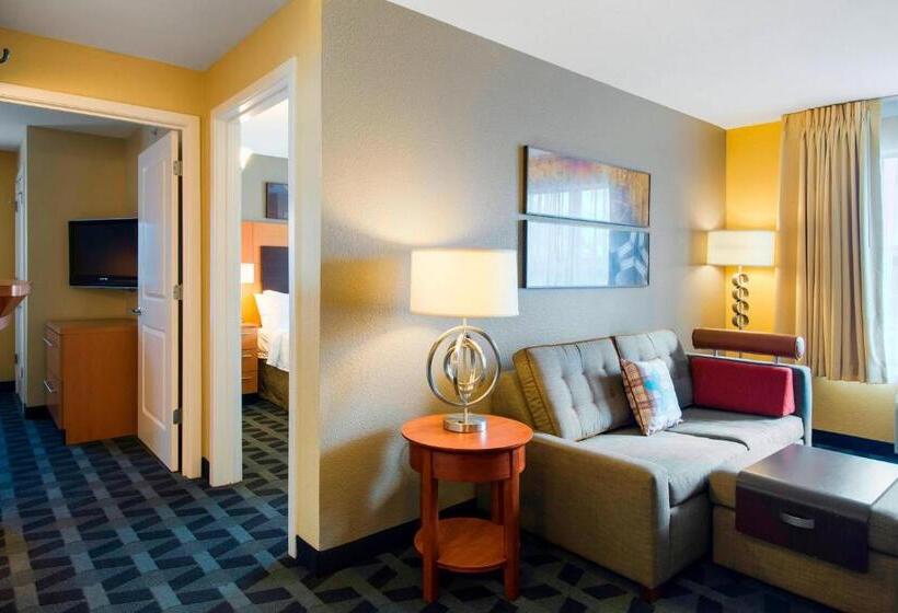 Towneplace Suites By Marriott Kansas City Overland Park