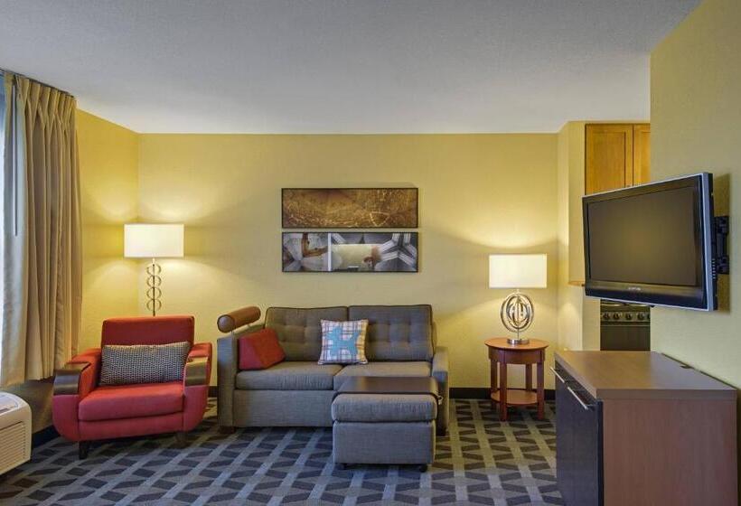 Towneplace Suites By Marriott Kansas City Overland Park