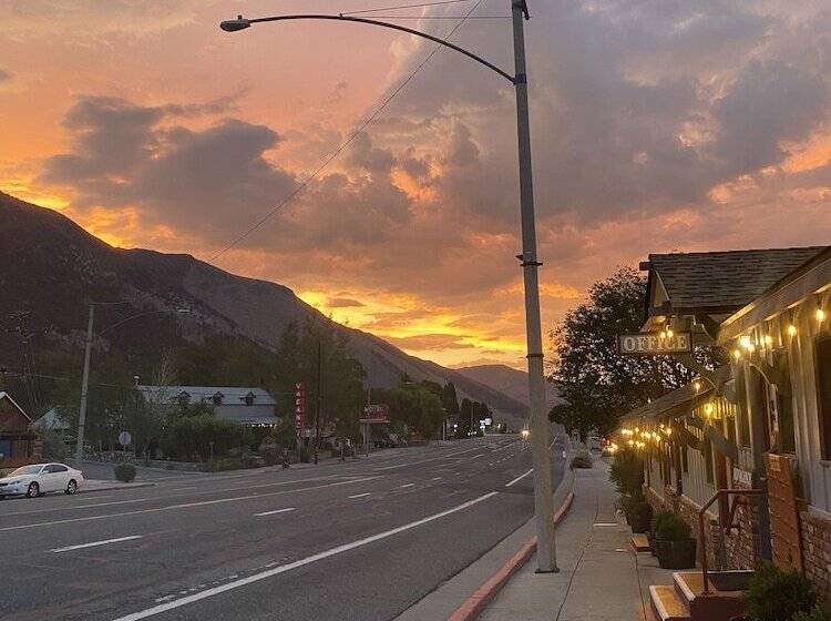 Yosemite Gateway Motel