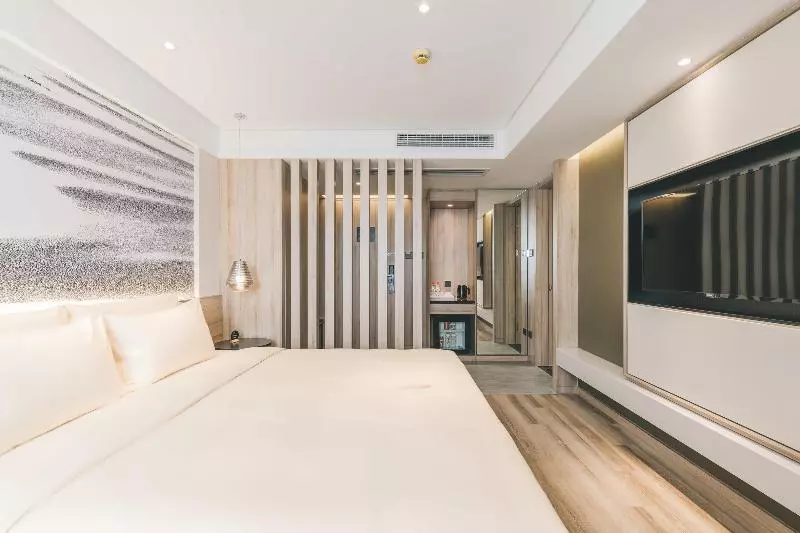 Atour Hotel Changshu Changjiang Road Branch