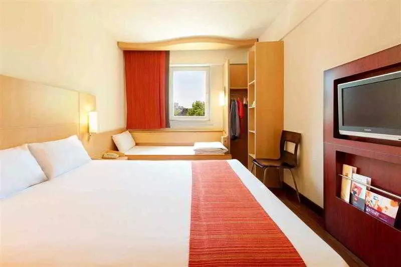 Atour Hotel Changshu Changjiang Road Branch