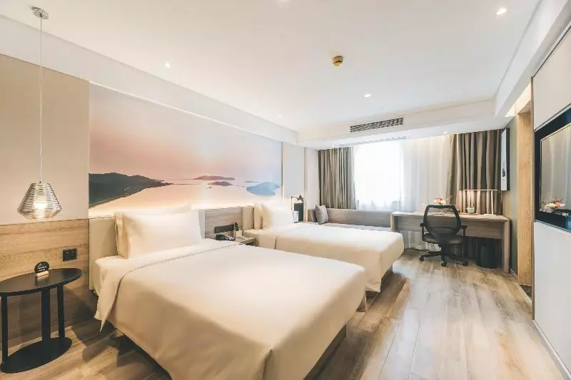 Atour Hotel Changshu Changjiang Road Branch
