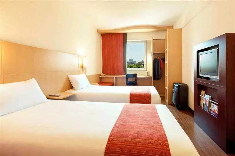 Atour Hotel Changshu Changjiang Road Branch