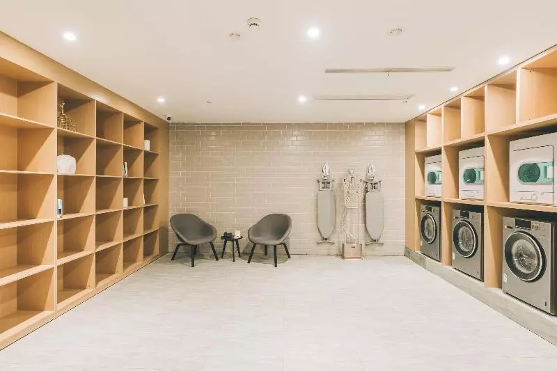 Atour Hotel Changshu Changjiang Road Branch