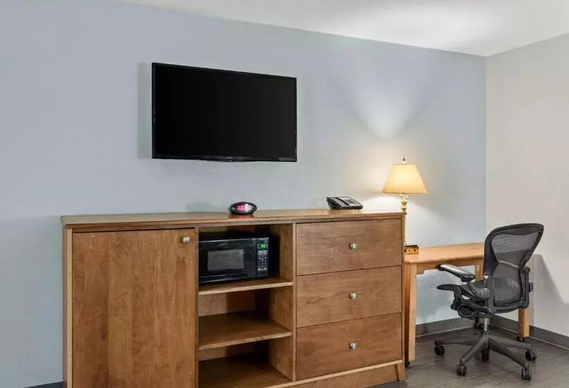 Отель Americas Best Value Inn Carlisle