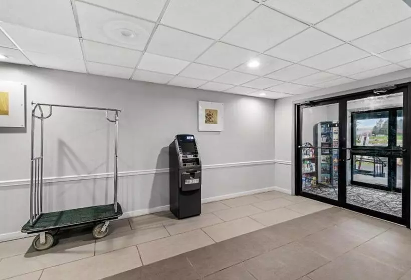 Отель Americas Best Value Inn Carlisle