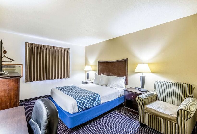 호텔 Econo Lodge Inn & Suites