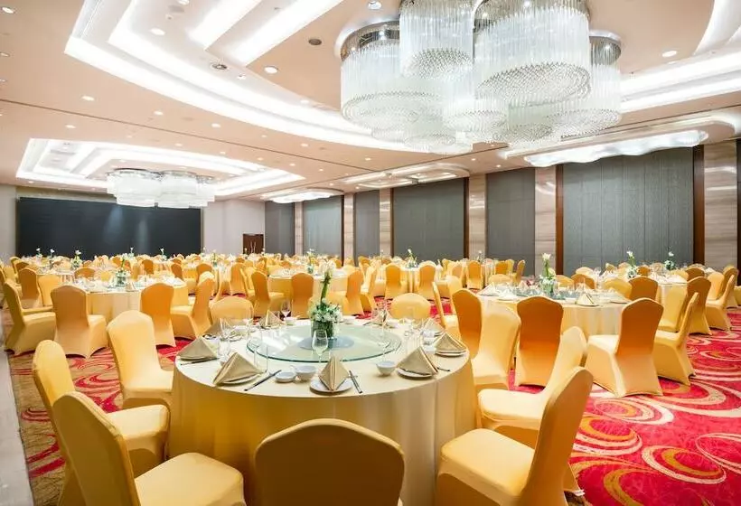 هتل Holiday Inn Chengdu Xindu, An Ihg