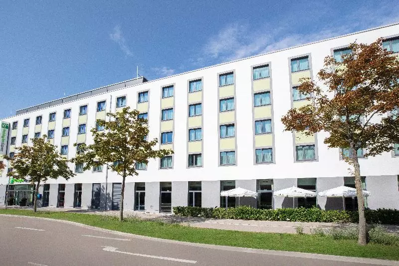 ホテル Holiday Inn Express Augsburg, An Ihg