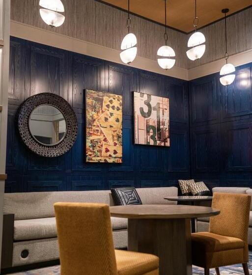 فندق Hollywood Casino At Greektown