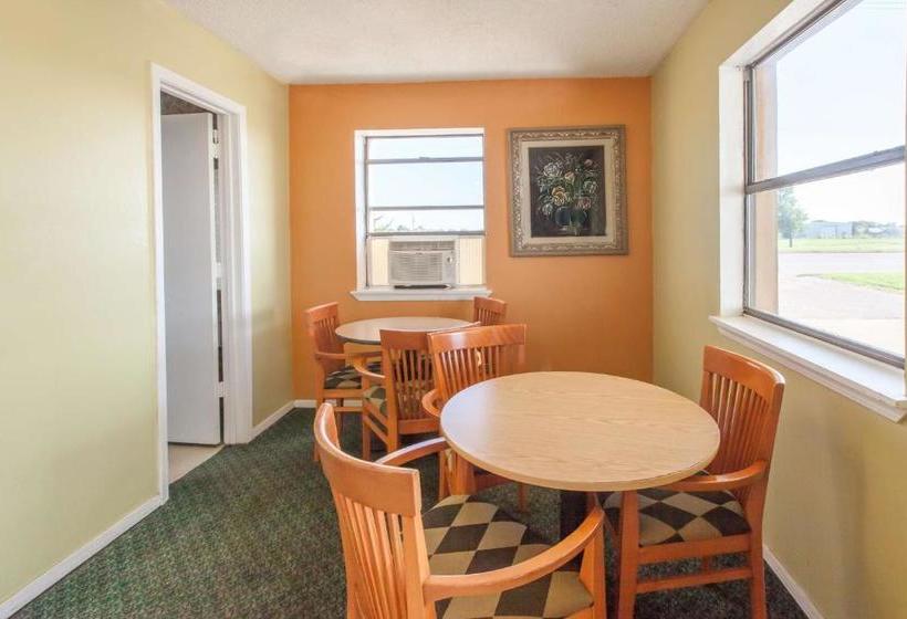 בית מלון כפרי Budget Inn