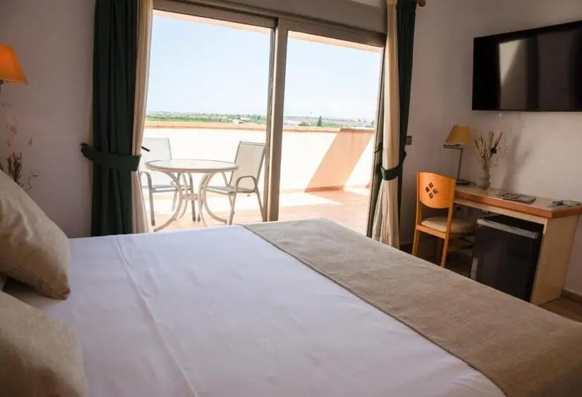 هتل La Torre
