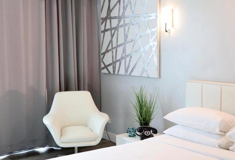 فندق Park Plaza Lodge