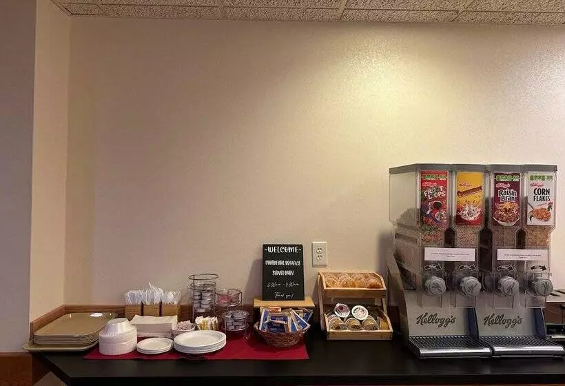 فندق Peppermill Empress Inn