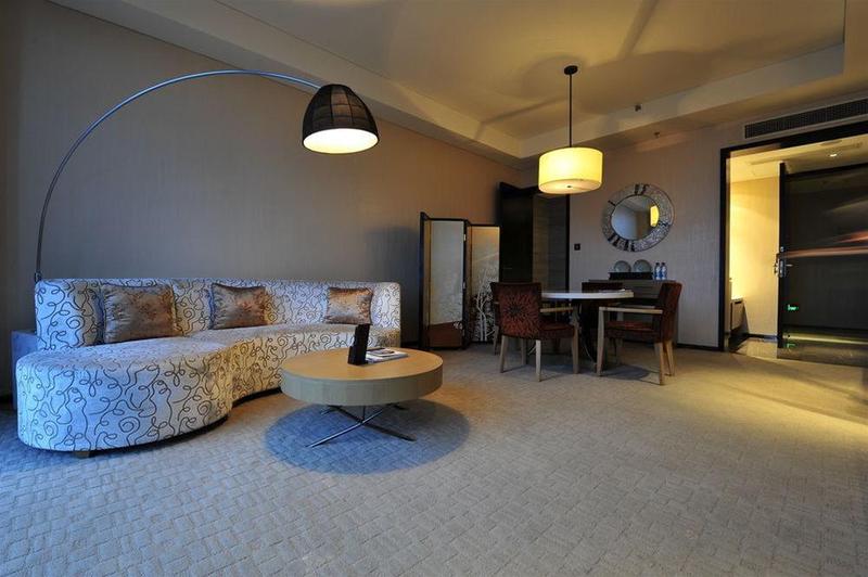 Hotel Renaissance Guiyang