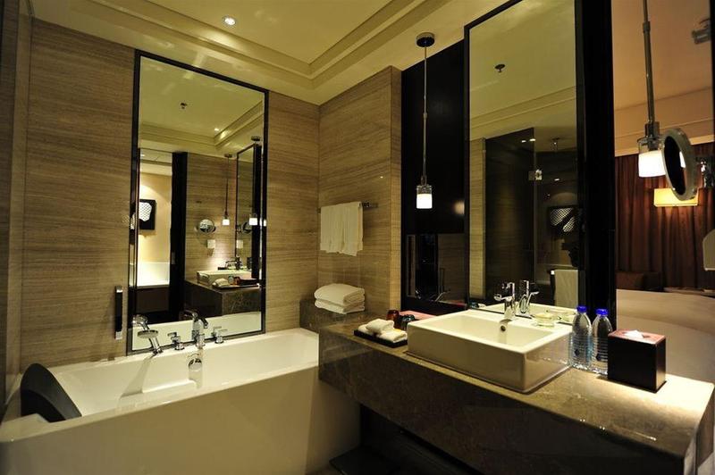 Hotel Renaissance Guiyang