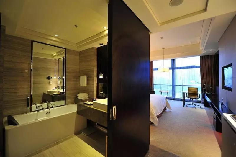 هتل Renaissance Guiyang