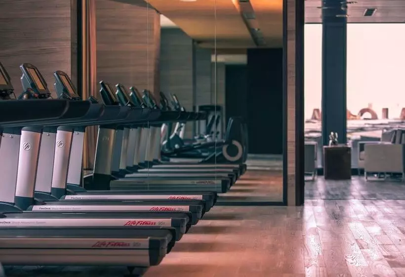 هتل Renaissance Guiyang